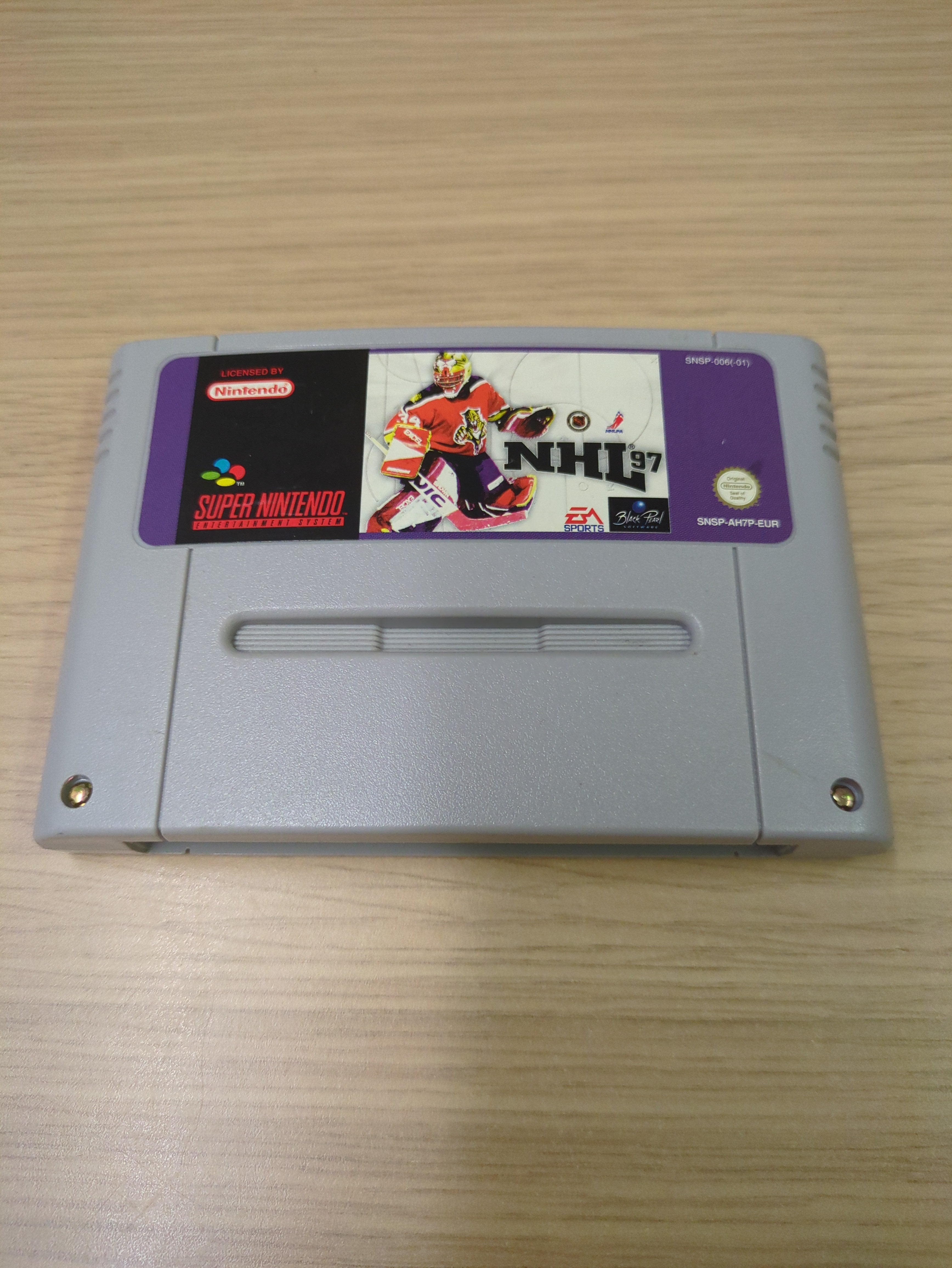 NHL 97 Super Nintendo SNES game Cart Only NHL 97 Super Nintendo SNES game Cart Only